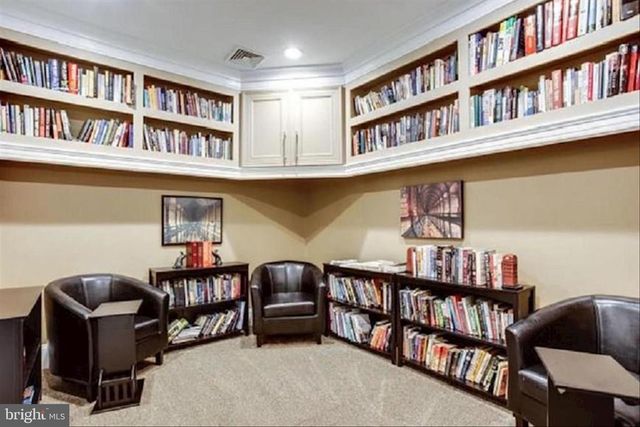 2301 25TH ST S #4-306, Arlington, VA 22206