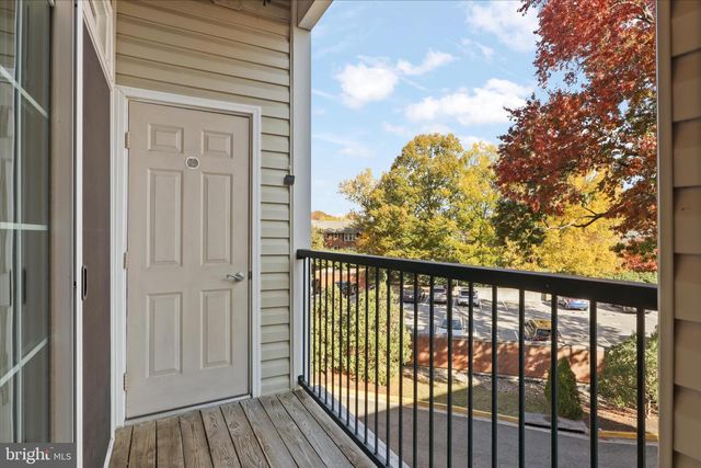 2301 25TH ST S #4-306, Arlington, VA 22206