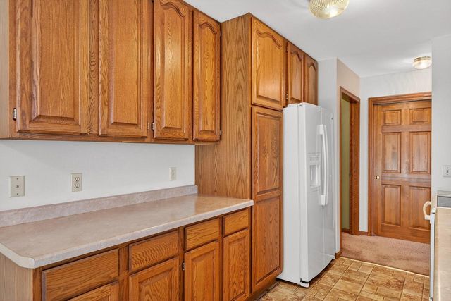 207 Hartford SQUARE, Hartford, WI 53027