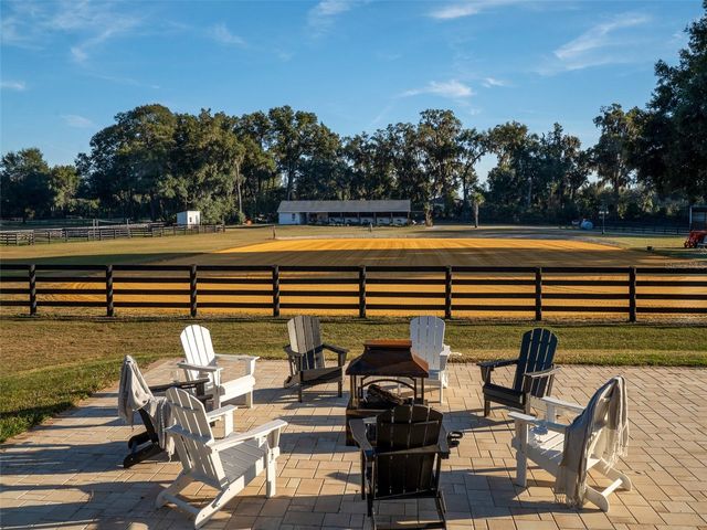 14335 N US HIGHWAY 441, Citra, FL 32113