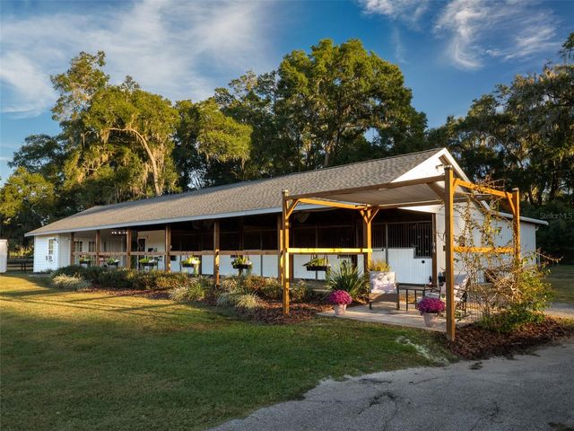 14335 N US HIGHWAY 441, Citra, FL 32113