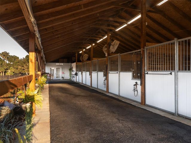 14335 N US HIGHWAY 441, Citra, FL 32113