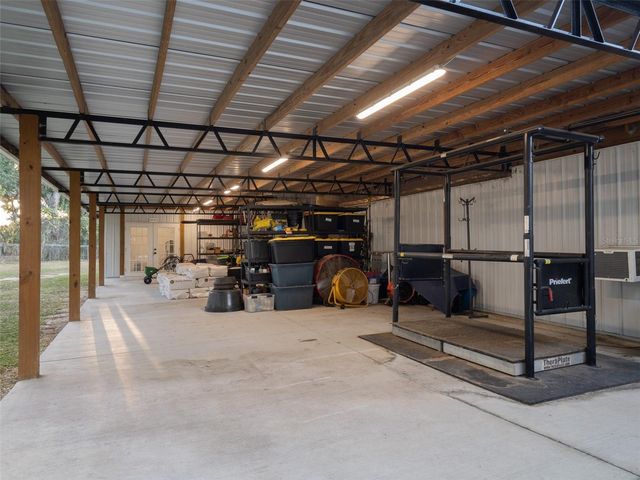 14335 N US HIGHWAY 441, Citra, FL 32113