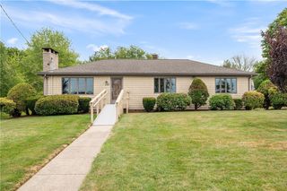 245 W Wrentham Road, Cumberland, RI 02864