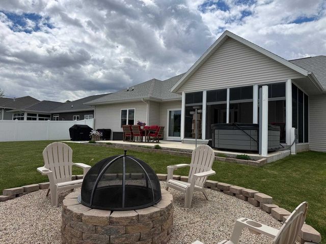 4515 Huntington Avenue, Janesville, WI 53546