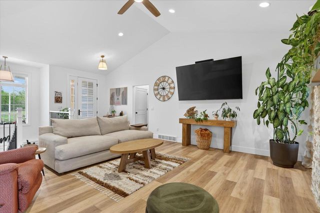 4515 Huntington Avenue, Janesville, WI 53546