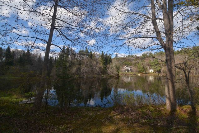 12 Old Spring Drive, Grantham, NH 03753