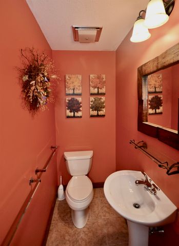 12 Old Spring Drive, Grantham, NH 03753