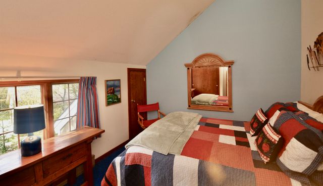 12 Old Spring Drive, Grantham, NH 03753