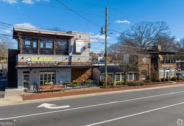4221 Rockpoint Drive NW, Kennesaw, GA 30152