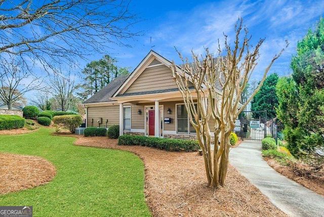4221 Rockpoint Drive NW, Kennesaw, GA 30152