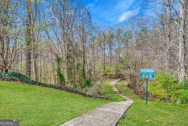 4221 Rockpoint Drive NW, Kennesaw, GA 30152