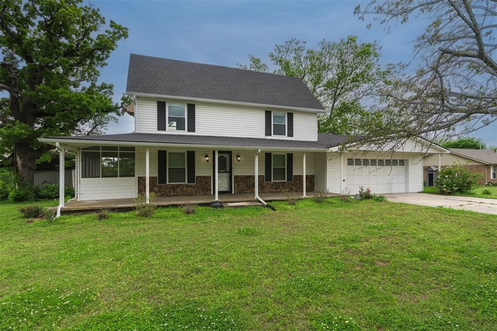1823 W Highland Street, Shawnee, OK 74801