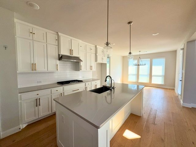 501 Upper Falls Lane, Mansfield, TX 76063