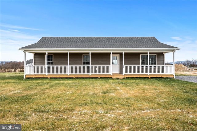 182 RESERVOIR AVE, Luray, VA 22835