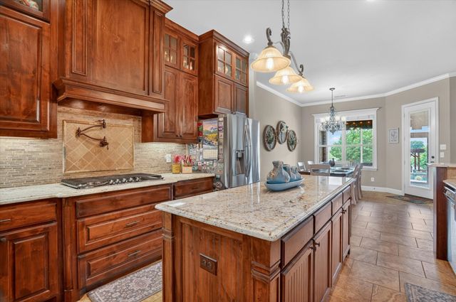 118 Trace Drive, Weatherford, TX 76087