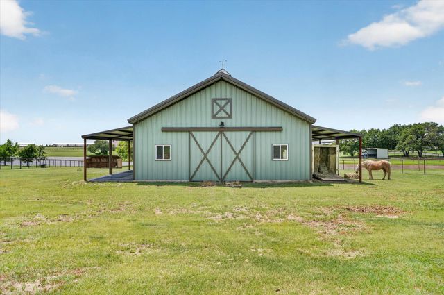 118 Trace Drive, Weatherford, TX 76087