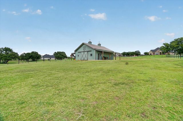 118 Trace Drive, Weatherford, TX 76087