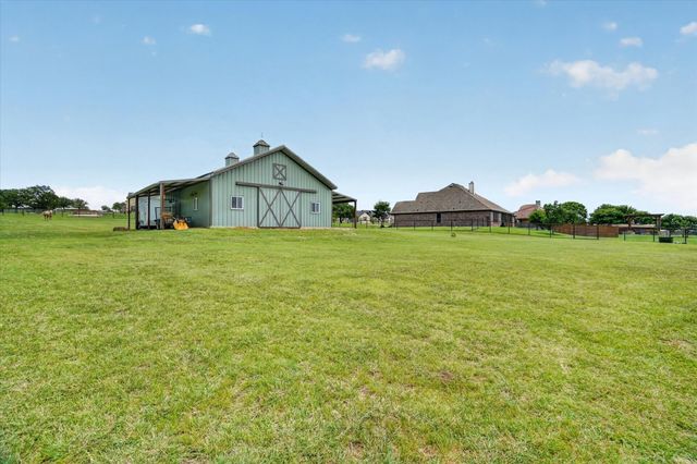 118 Trace Drive, Weatherford, TX 76087