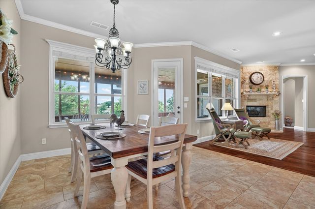 118 Trace Drive, Weatherford, TX 76087