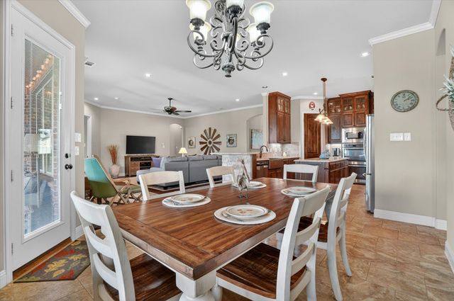 118 Trace Drive, Weatherford, TX 76087
