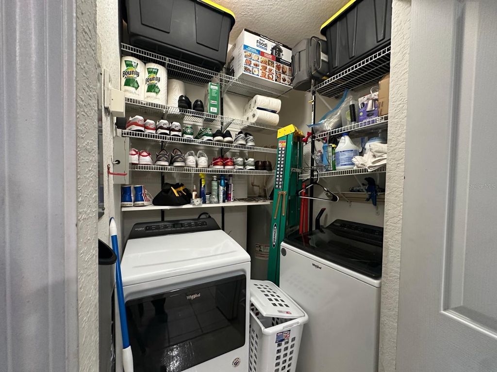 Image 15 of property listing at 2718 MAITLAND CROSSING WAY 207, Orlando, FL 32810