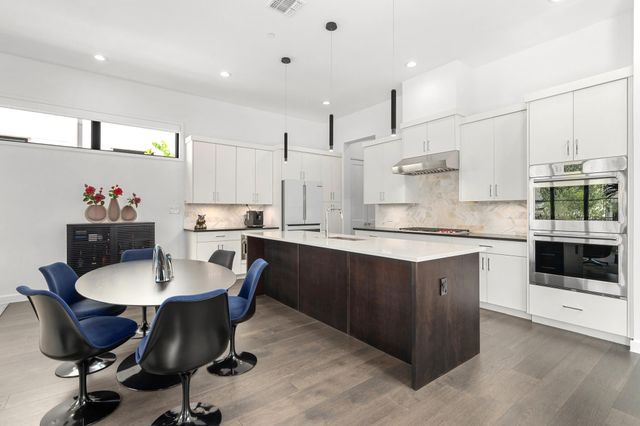 6702 Adeline WAY 34, Austin, TX 78746