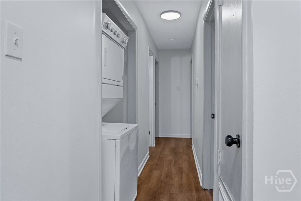 Image 14 of property listing at 115 Lucian Circle, Savannah, GA 31406