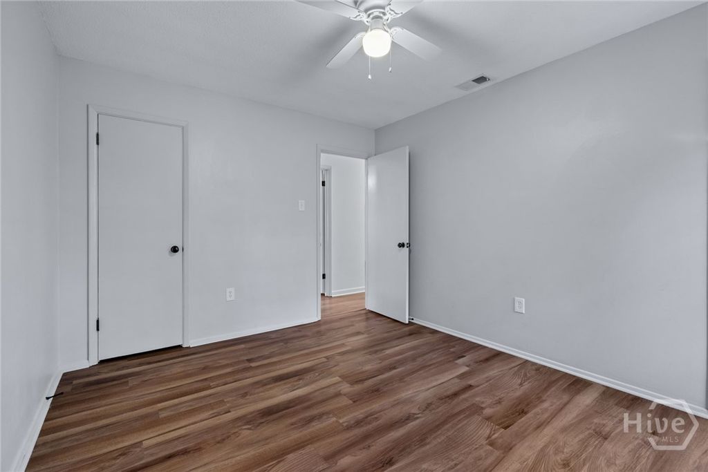 Image 22 of property listing at 115 Lucian Circle, Savannah, GA 31406