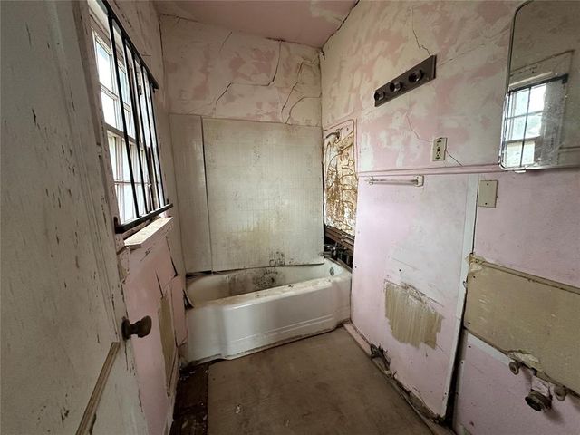 812 NE 27th Street, Oklahoma City, OK 73105