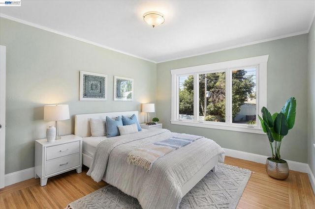 1514 Third St., Alameda, CA 94501