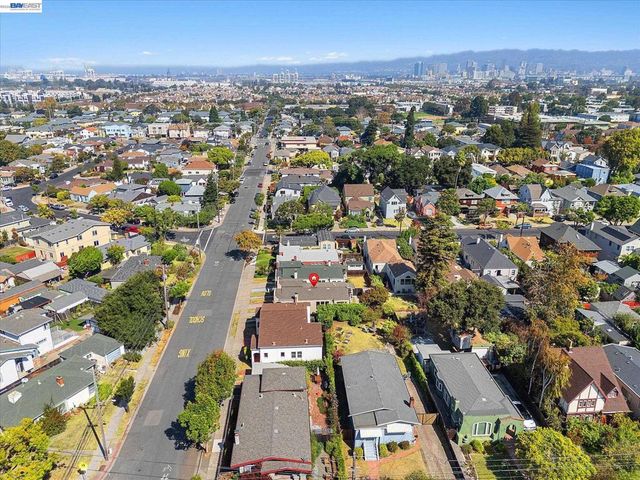 1514 Third St., Alameda, CA 94501