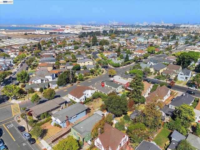 1514 Third St., Alameda, CA 94501