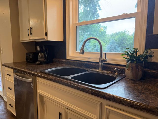 20615 207th Court W, Lakeville, MN 55044