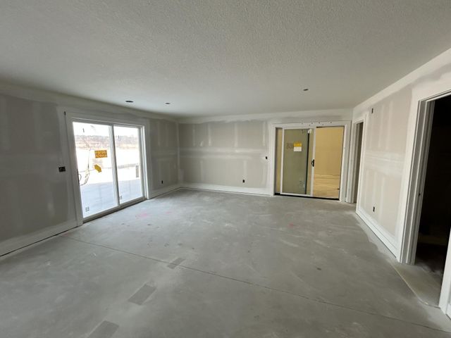 6610 108th Street S, Cottage Grove, MN 55016