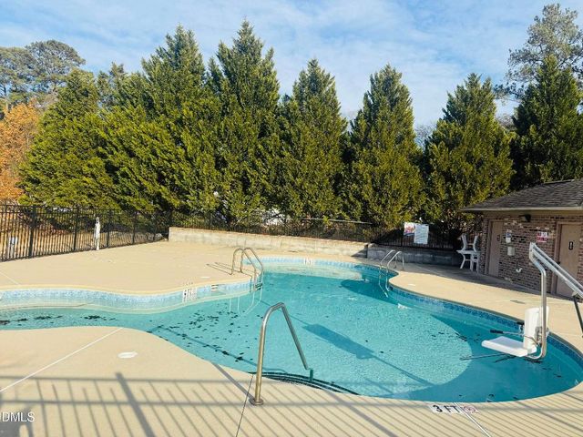 228 Ridgemoore Court, Four Oaks, NC 27524