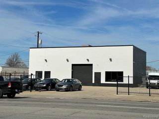 16504 Woodward Avenue, Highland Park, MI 48203