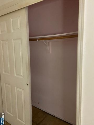 41 W Church Street 11, Bergenfield, NJ 07621