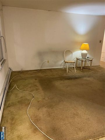 41 W Church Street 11, Bergenfield, NJ 07621