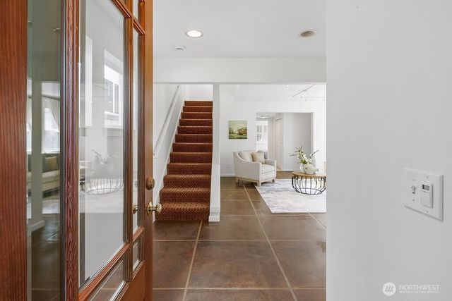 1731 NW 97th Street, Seattle, WA 98117