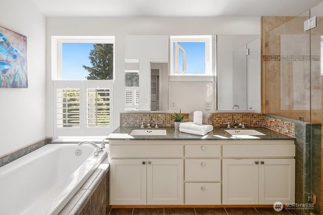 1731 NW 97th Street, Seattle, WA 98117