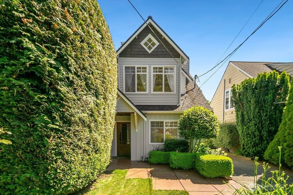 1731 NW 97th Street, Seattle, WA 98117