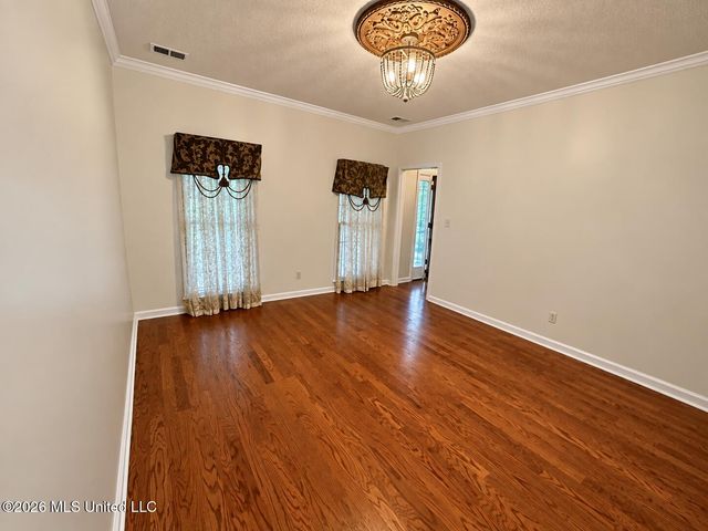 8885 Cedar Crest Lane, Olive Branch, MS 38654