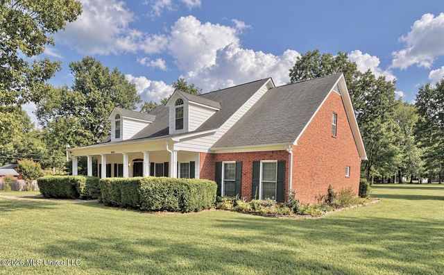 8885 Cedar Crest Lane, Olive Branch, MS 38654