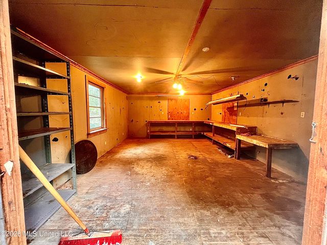 8885 Cedar Crest Lane, Olive Branch, MS 38654