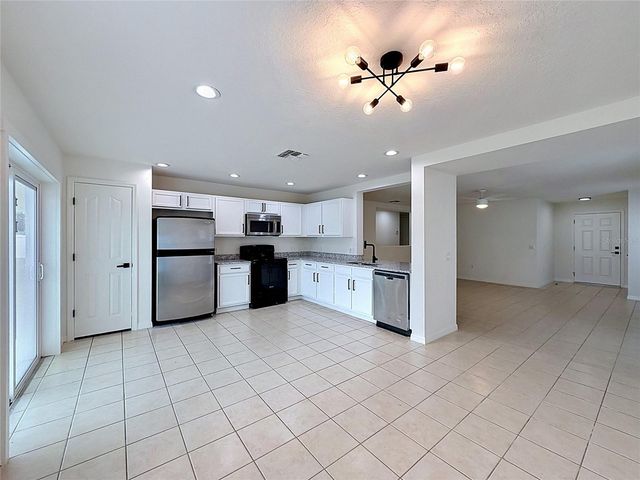 4692 ROSS LANIER LANE, Kissimmee, FL 34758