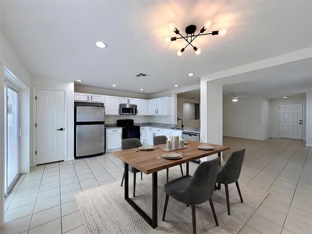 4692 ROSS LANIER LANE, Kissimmee, FL 34758