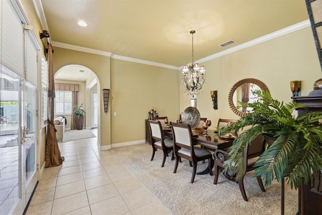 6813 Vilamoura Way, Elk Grove, CA 95757