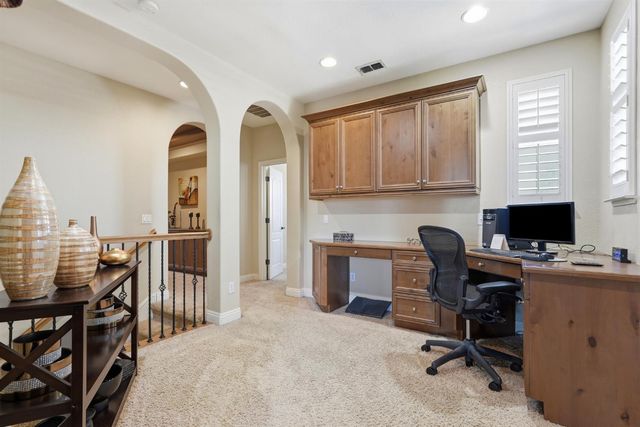 6813 Vilamoura Way, Elk Grove, CA 95757