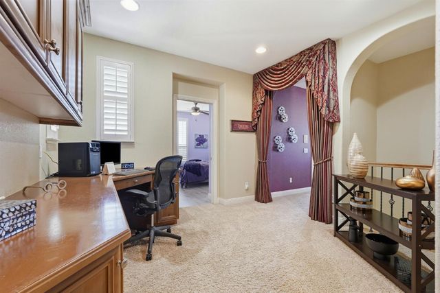 6813 Vilamoura Way, Elk Grove, CA 95757